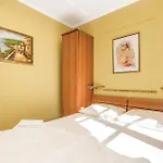 Apartamento 2 Bedroom Awesome In *