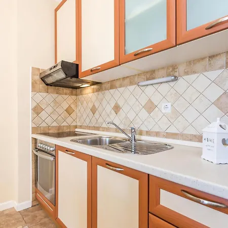 Stunning In With House Sea View *